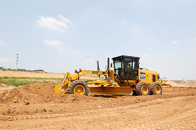 Автогрейдер SEM 920F