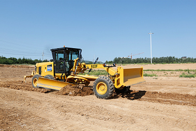 Автогрейдер SEM 922F 